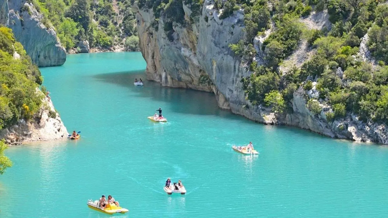 Team Holiday - Camping La Célestine Beynes  3*, Beynes (Alpes-de-Haute-Provence)