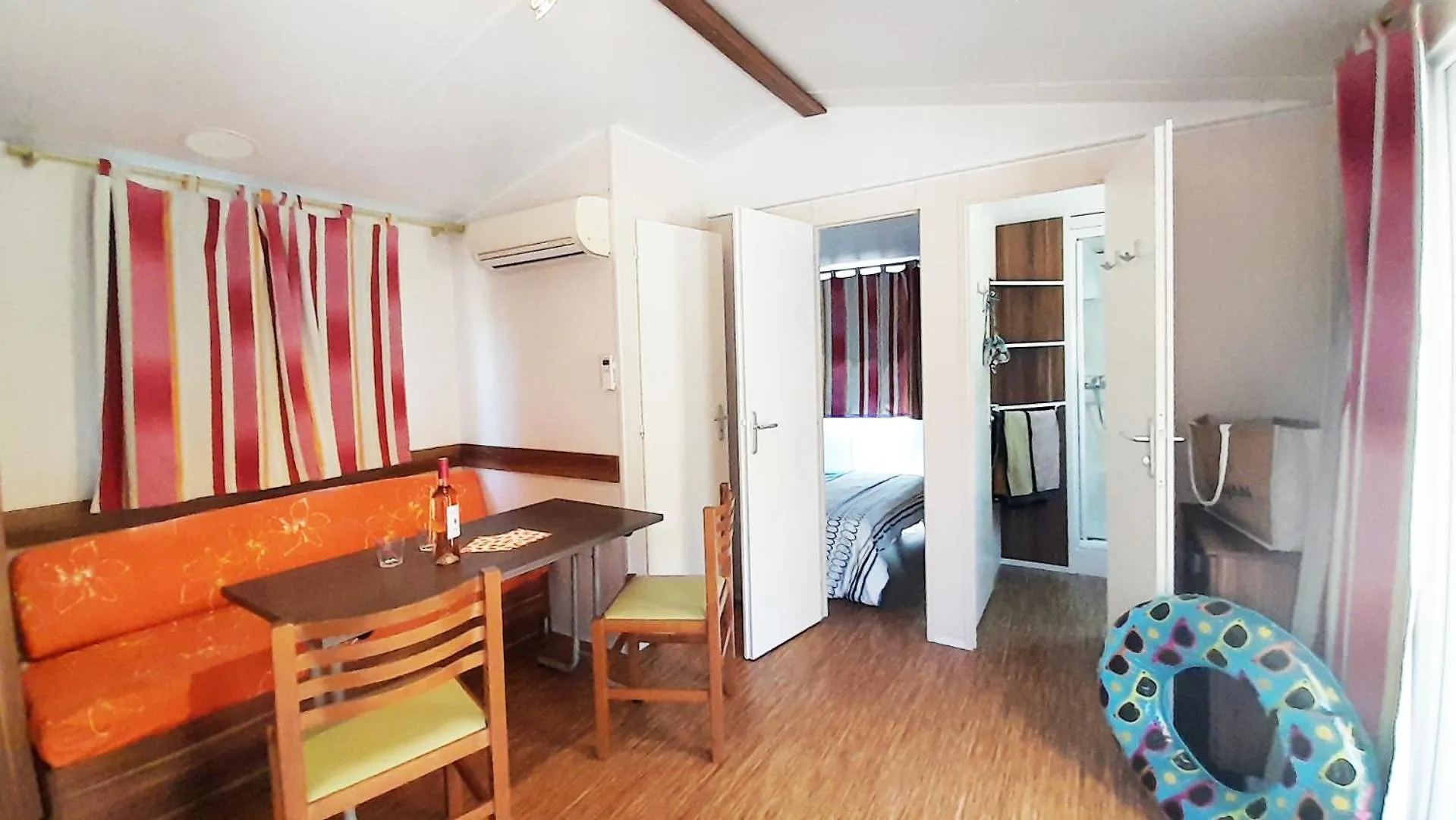 Team Holiday - Camping La Célestine Beynes  3*, Beynes (Alpes-de-Haute-Provence) France