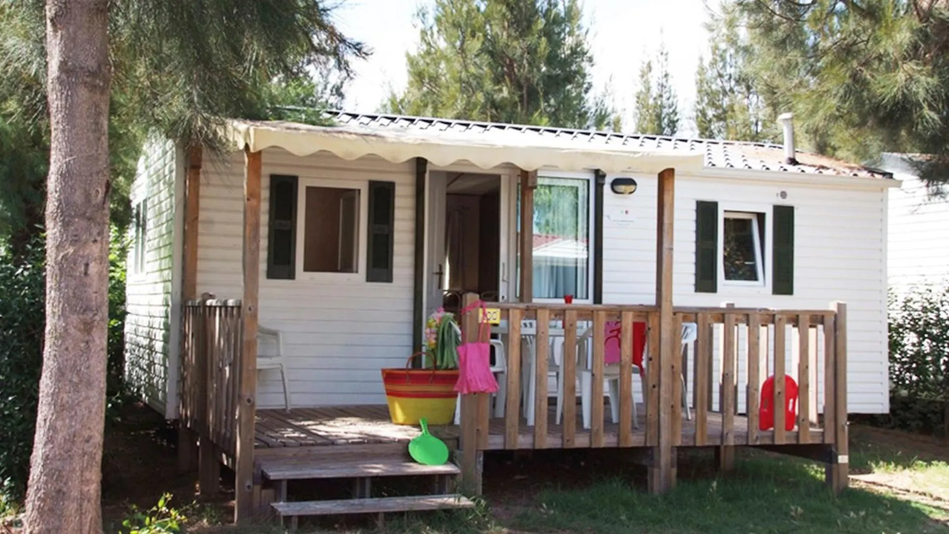 Team Holiday - Camping La Célestine Beynes