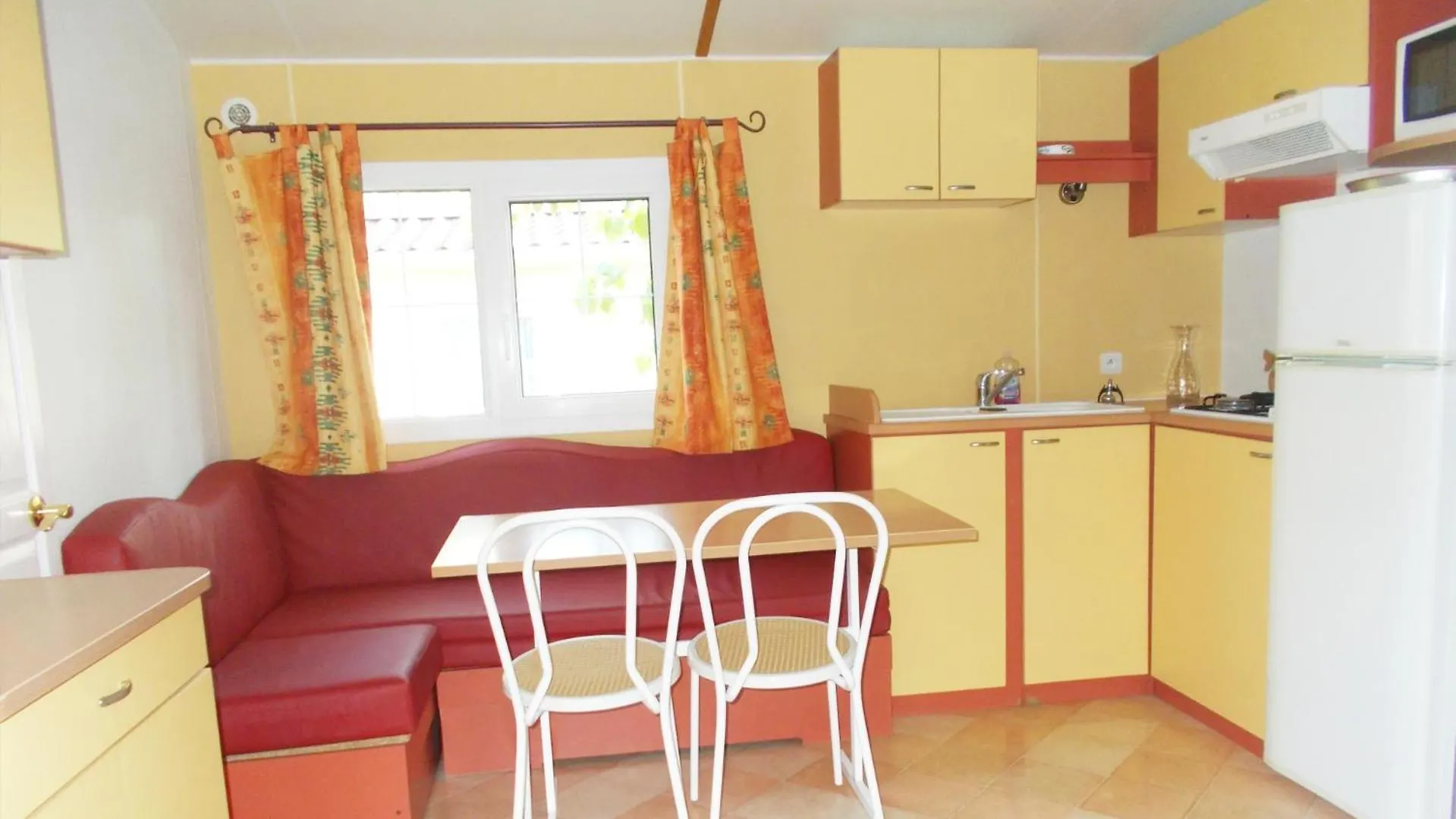 Team Holiday - Camping La Célestine Beynes  France